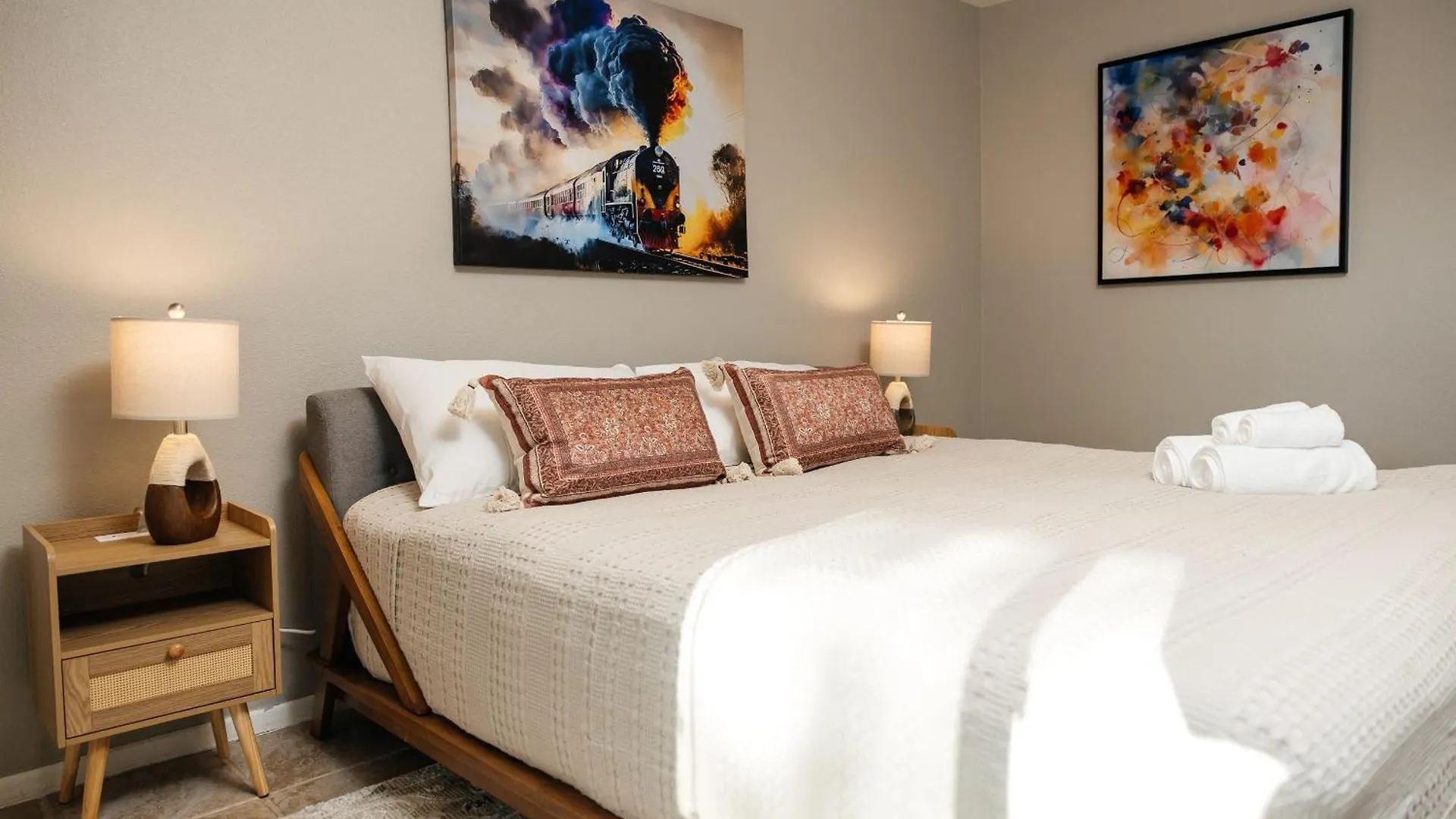 Beautiful Spacious 3 Bedroom House Tesla Connect Las Vegas