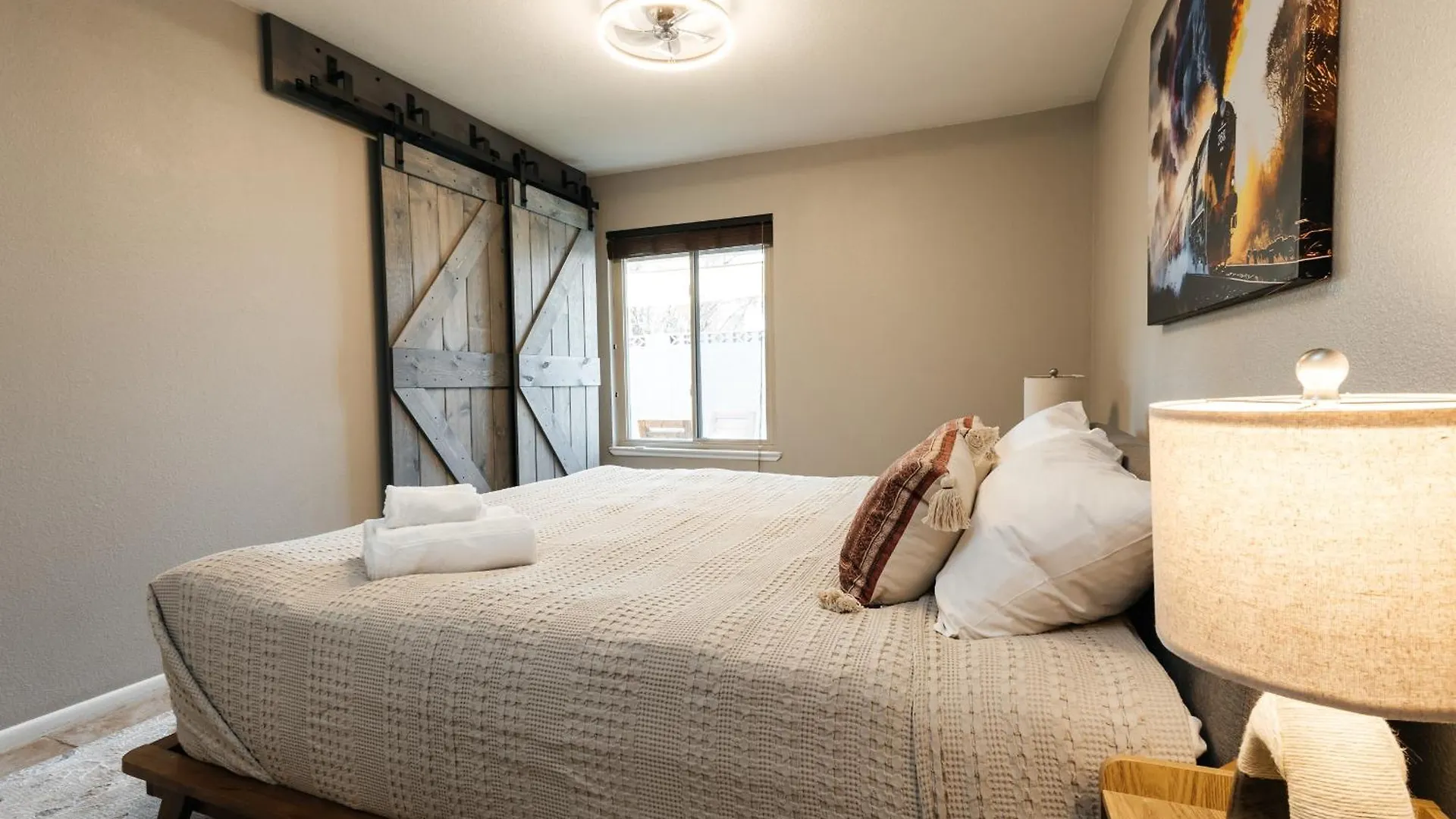 Vakantiehuis Beautiful Spacious 3 Bedroom House Tesla Connect Las Vegas
